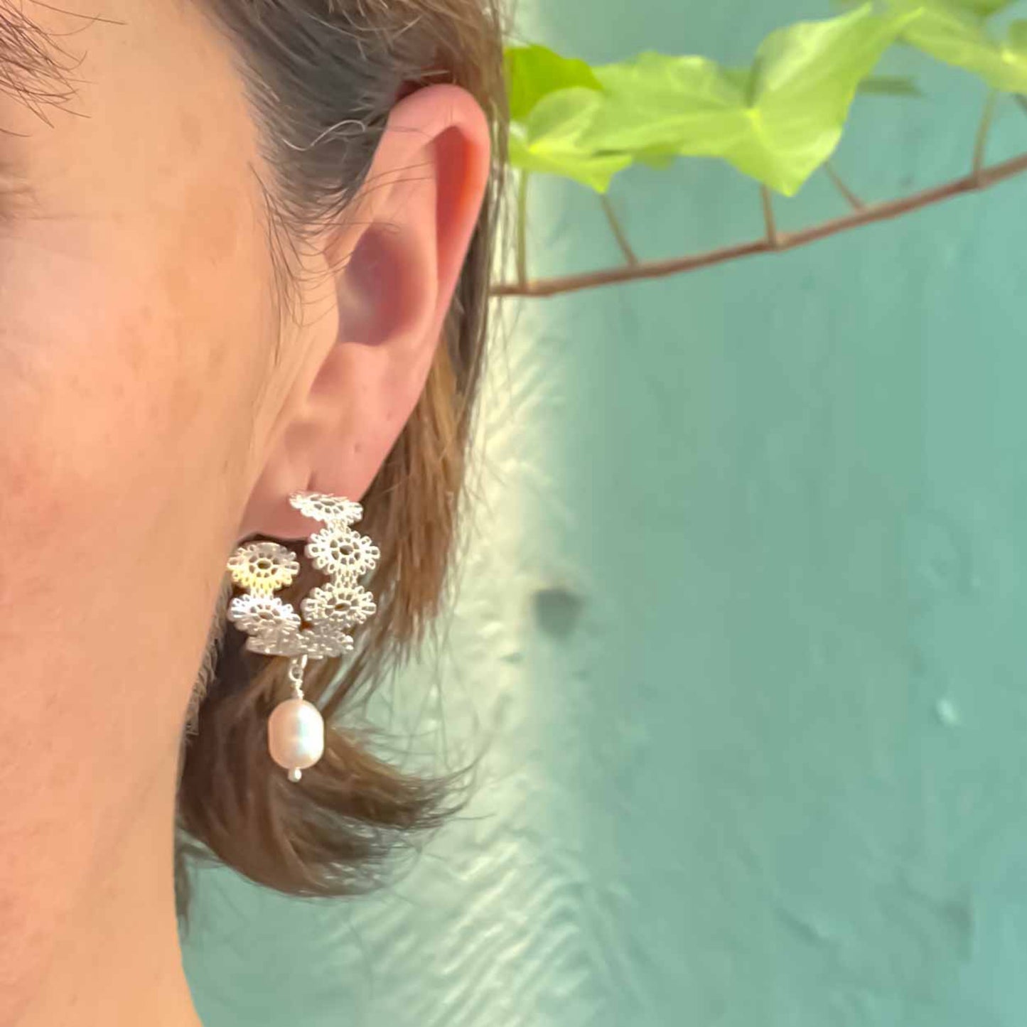Aros Trama con perla de río