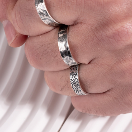 Anillo Textura Punteada
